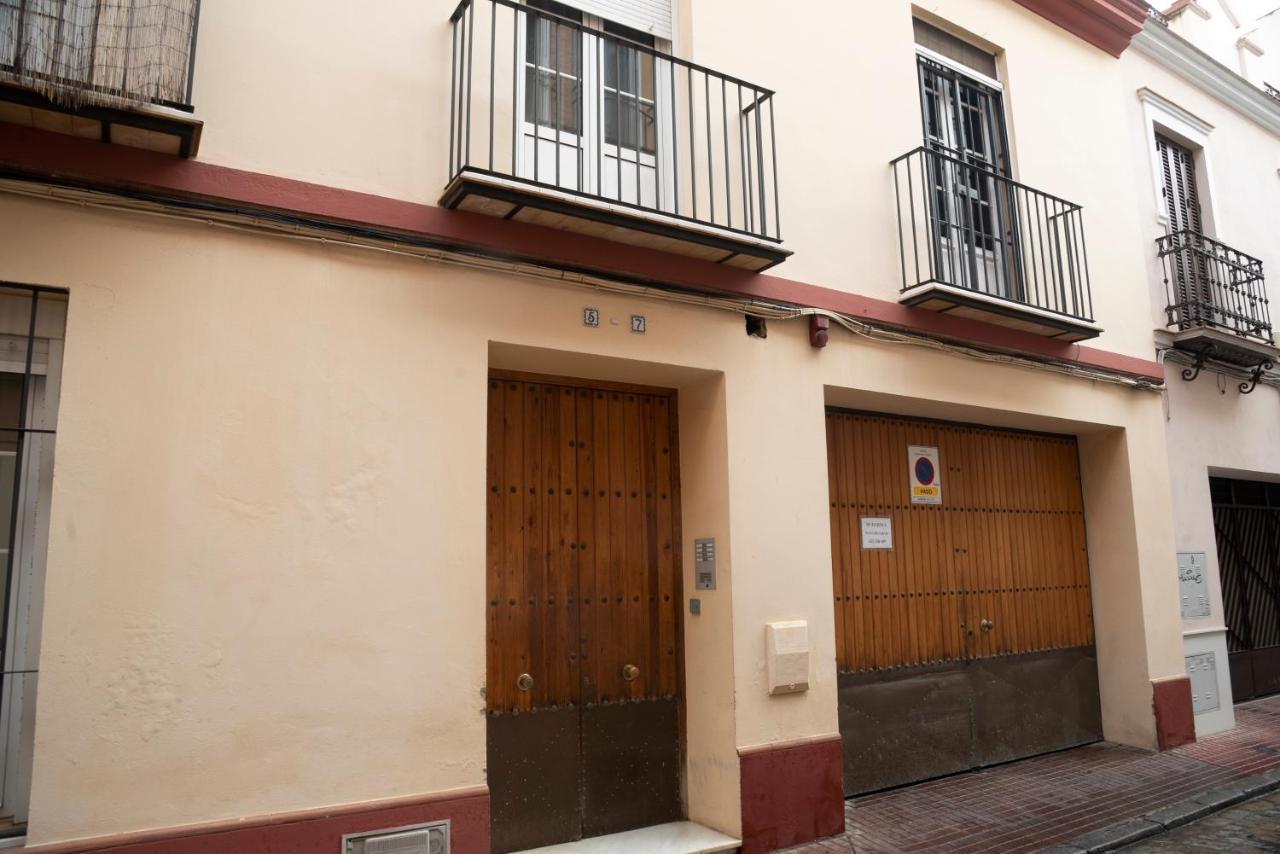 180 Home Ideal Apartamento Con Patio San Bernardo 2 Sevilla Kültér fotó