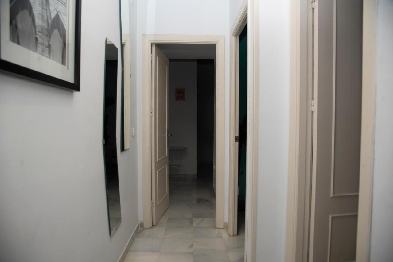 180 Home Ideal Apartamento Con Patio San Bernardo 2 Sevilla Kültér fotó